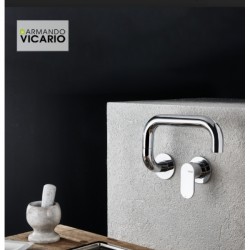 Μπαταρία νεροχύτη τοίχου με περιστρεφόμενο ρουξούνι Armando Vicario Laundry 400747-100 Χρωμέ